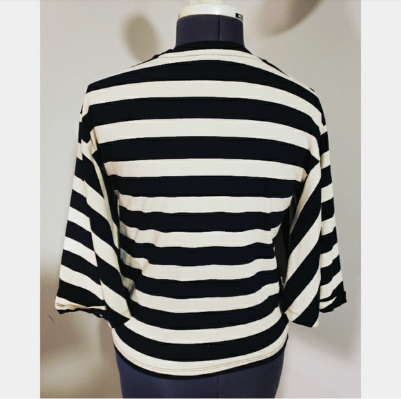 Who What Wear Striped Flyaway Top - Picture 3 of 5